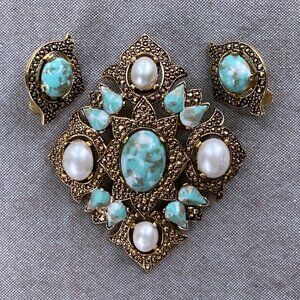 Vintage Sarah Coventry Demi Set ~ Pin/Pendant & Earrings ~ "Remembrance" ~ 1968